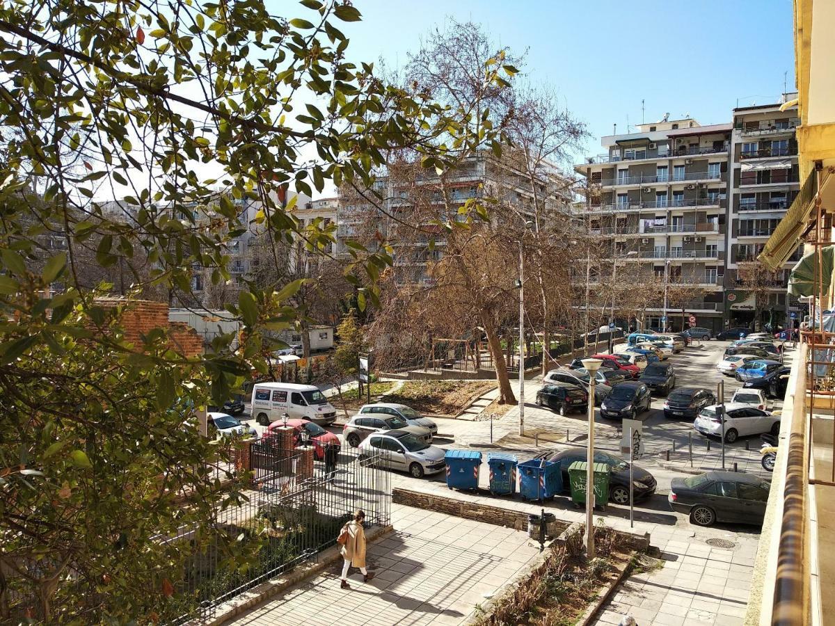 Metro Apartment Szaloniki Kültér fotó