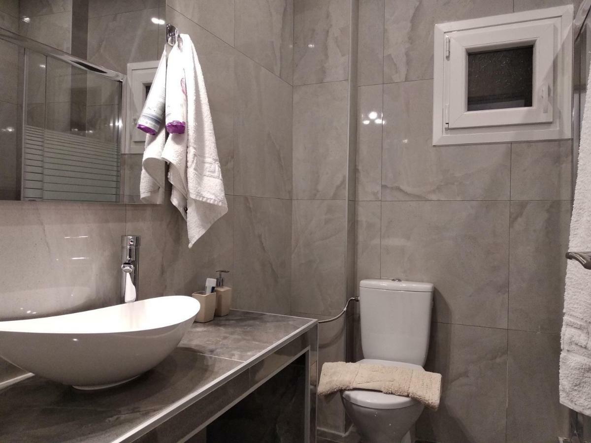 Metro Apartment Szaloniki Kültér fotó